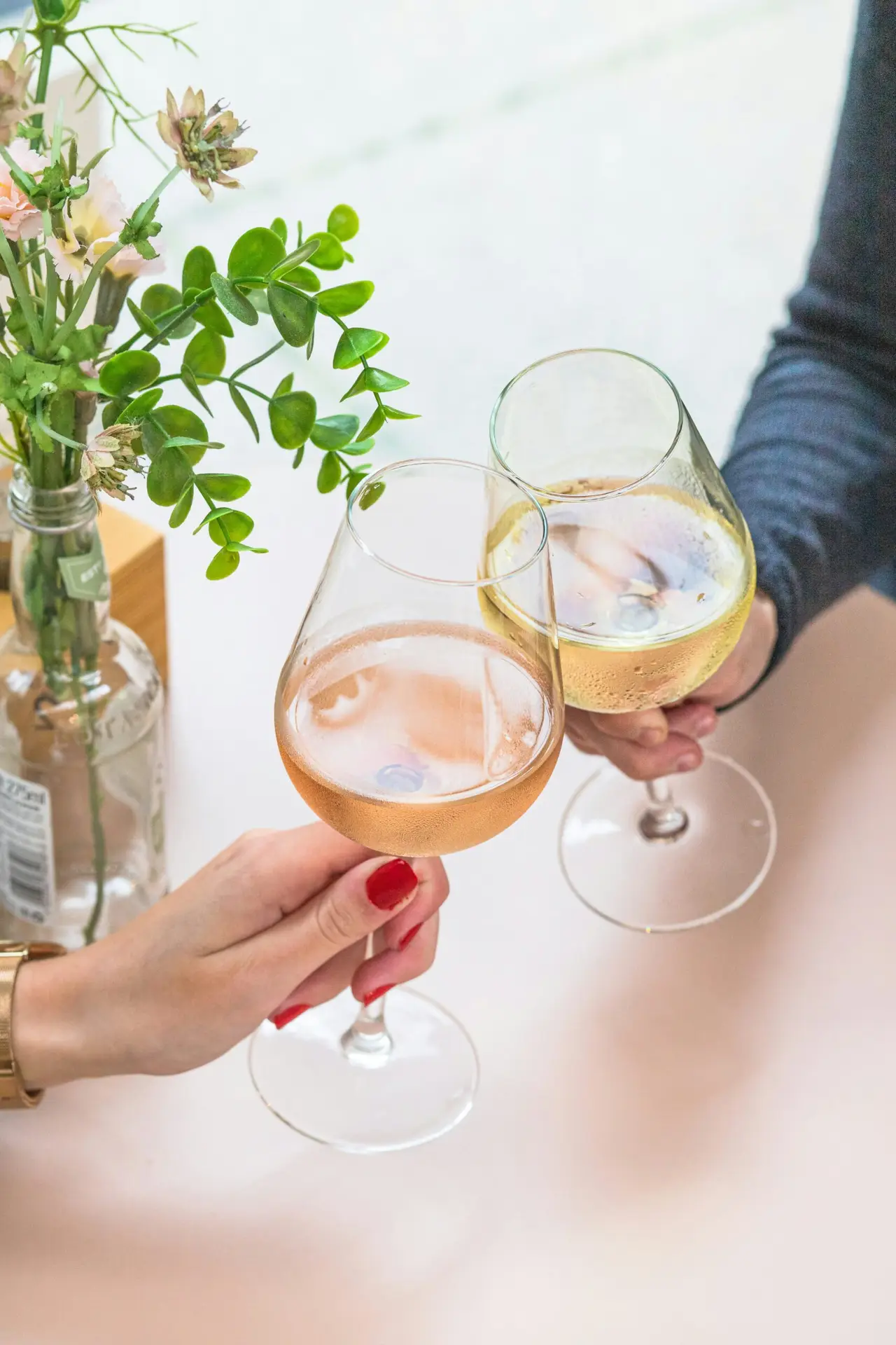 Stem Glasses with Cider cheering